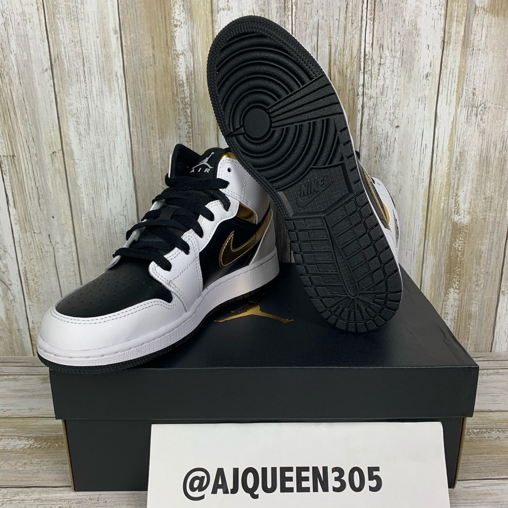 Air Jordan 1 Mid GS Gold Panda - Picture 7 of 8